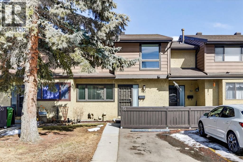 51, 2300 Oakmoor Drive SW, Calgary, Alberta  T2V 4N7 - Photo 1 - A2294910