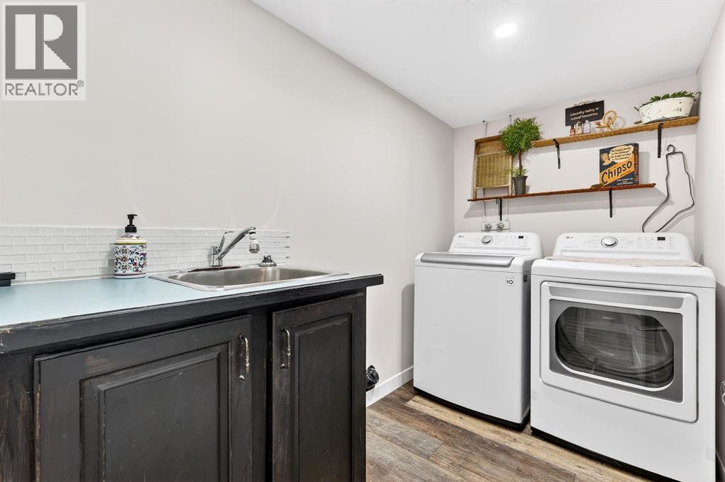 31 Sunset Crescent, Okotoks, Alberta  T1S 1P3 - Photo 24 - A2296617