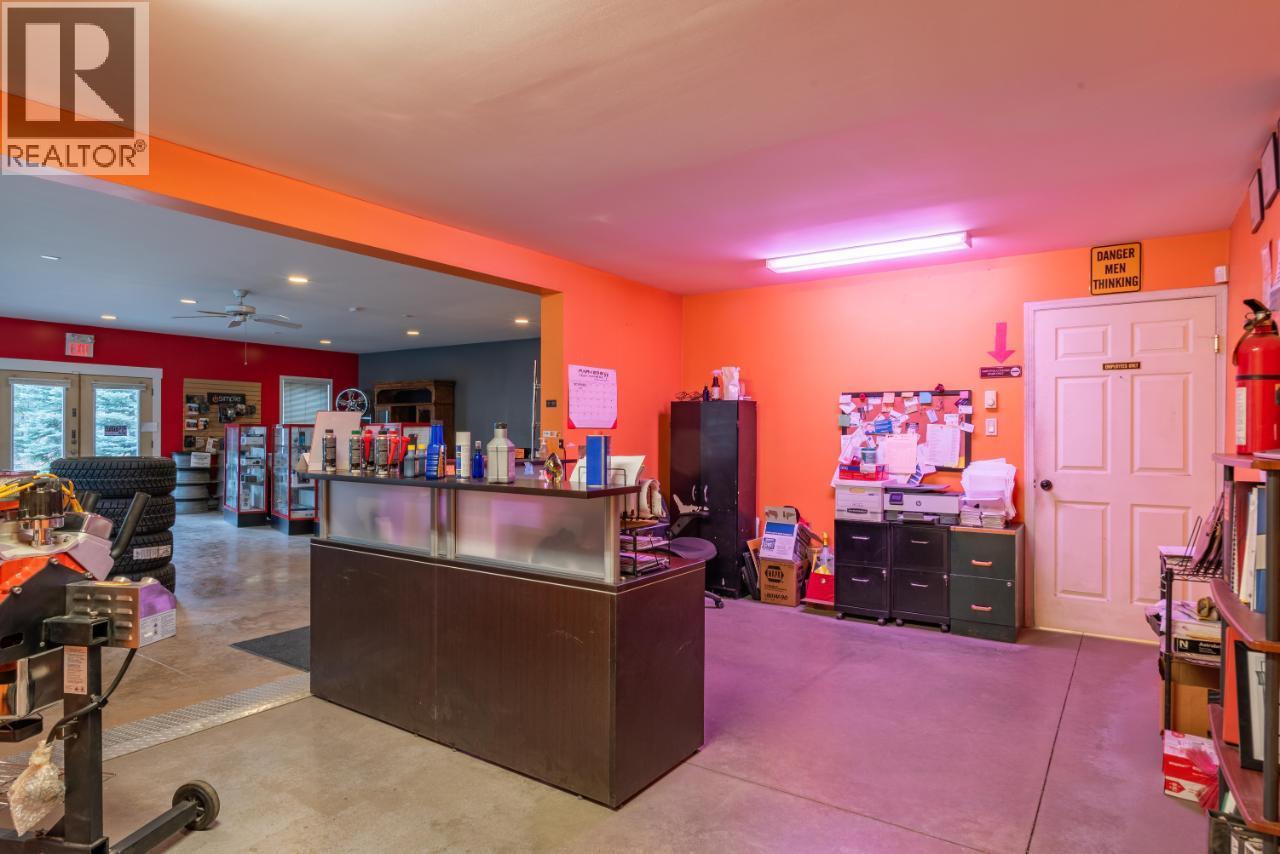 1700 Sandner Frontage Road, Christina Lake, British Columbia  V0H 1E3 - Photo 30 - 10362930