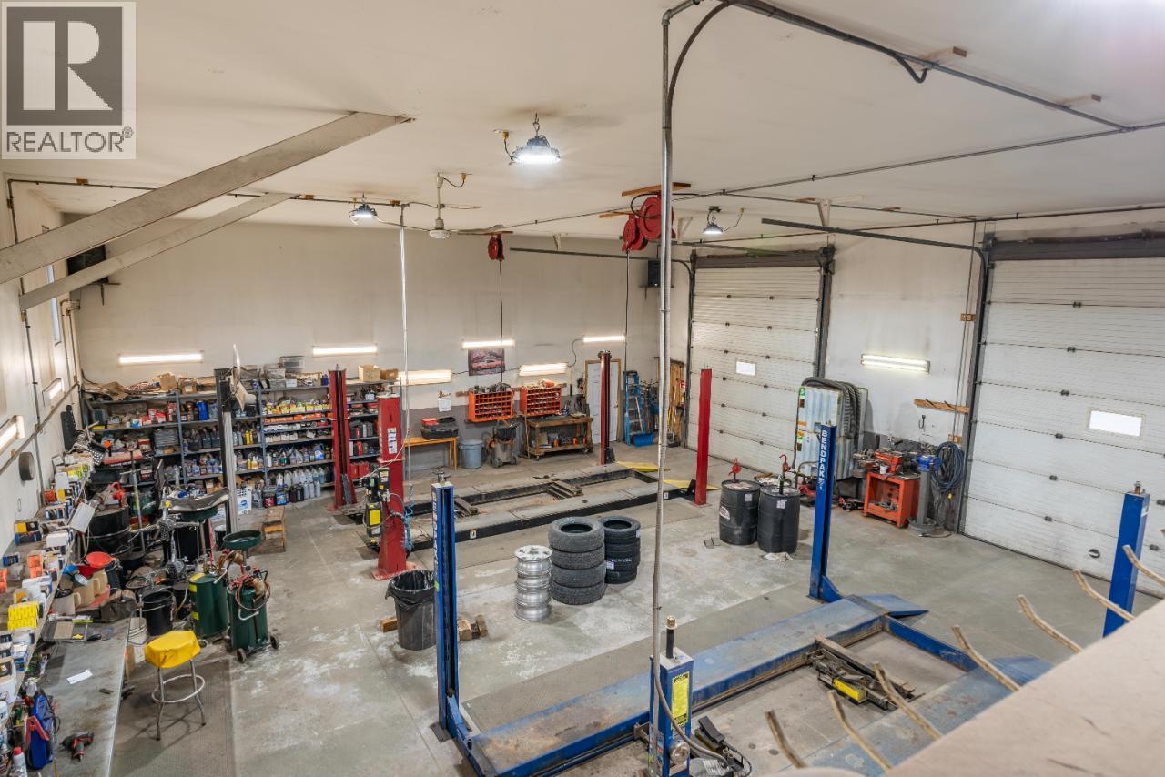 1700 Sandner Frontage Road, Christina Lake, British Columbia  V0H 1E3 - Photo 35 - 10362930