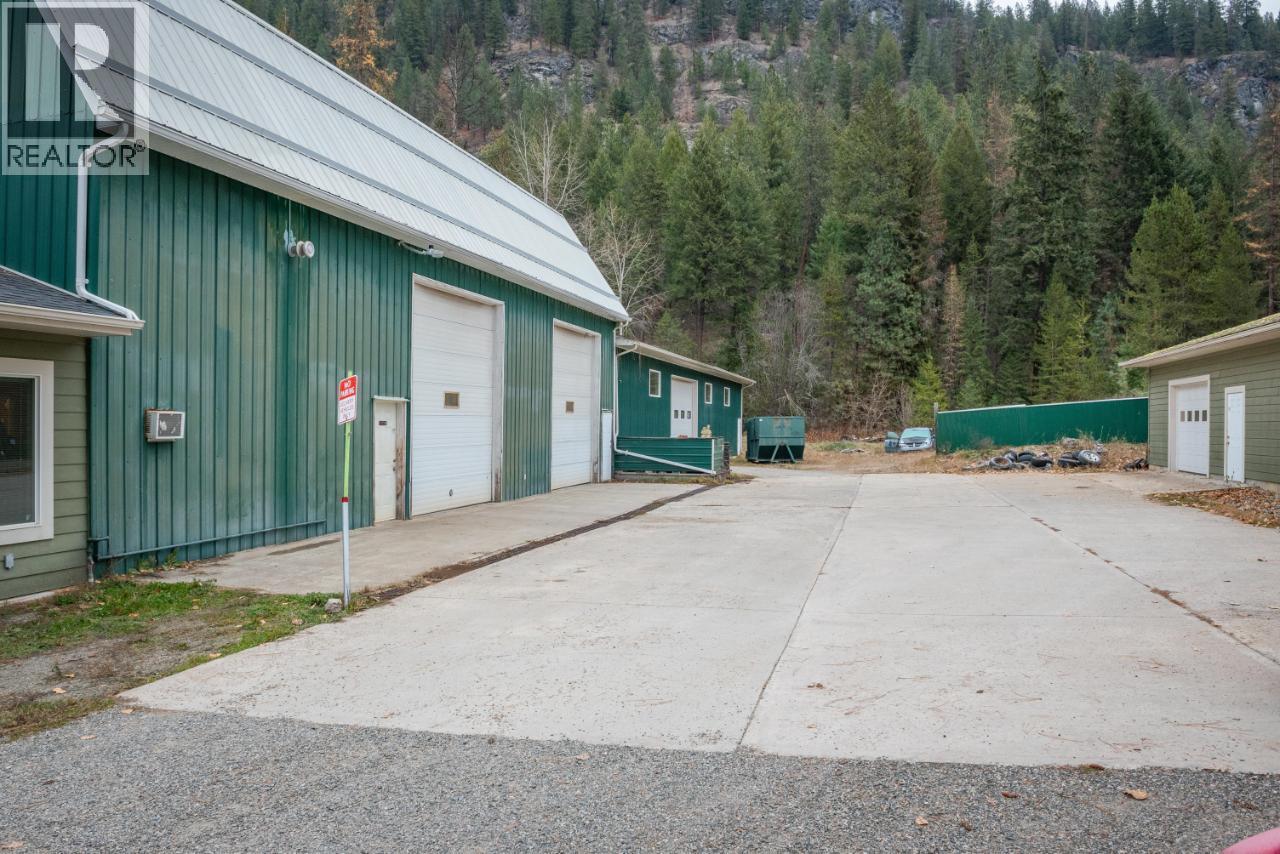 1700 Sandner Frontage Road, Christina Lake, British Columbia  V0H 1E3 - Photo 43 - 10362930