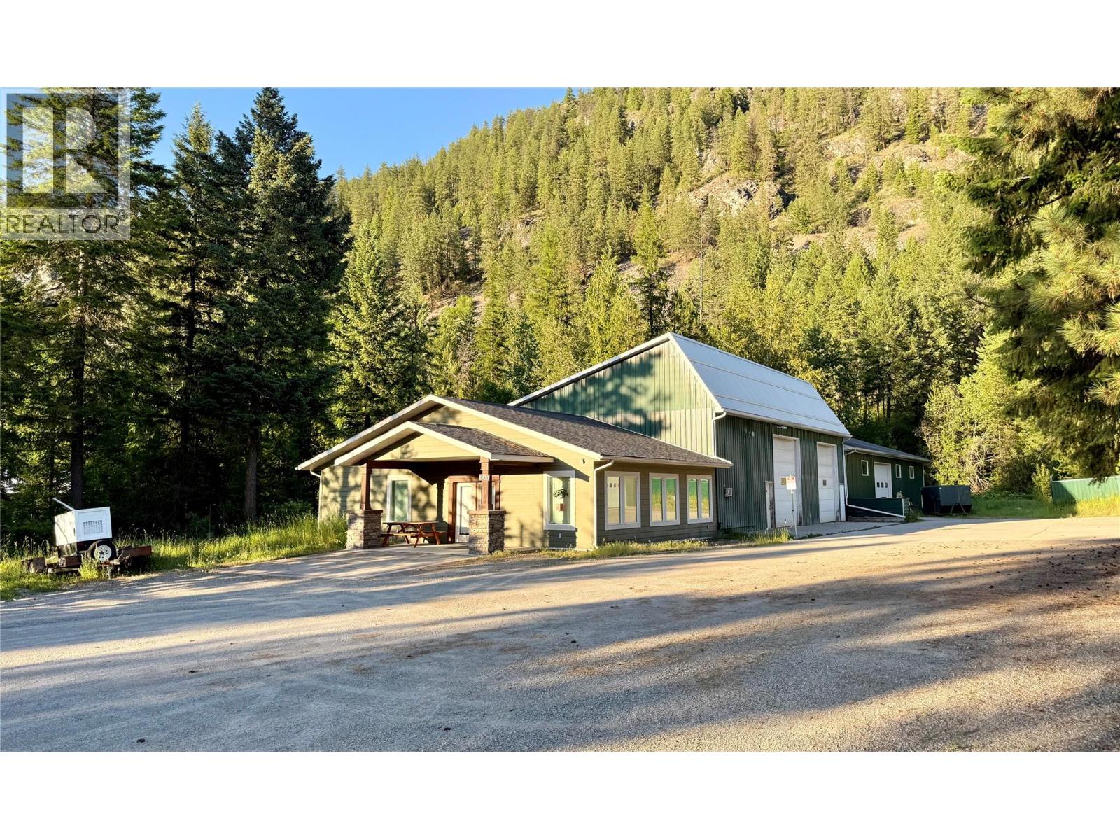 1700 Sandner Frontage Road, Christina Lake, British Columbia  V0H 1E3 - Photo 24 - 10362930