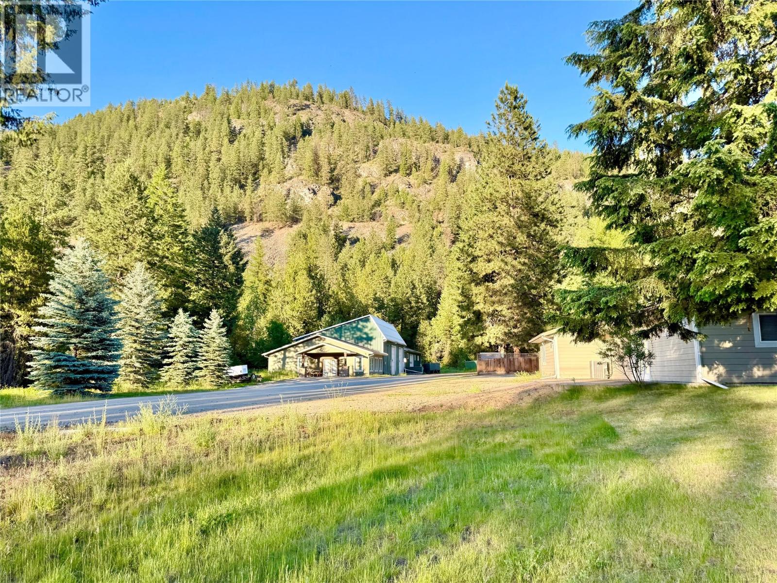 1700 Sandner Frontage Road, Christina Lake, British Columbia  V0H 1E3 - Photo 23 - 10362930