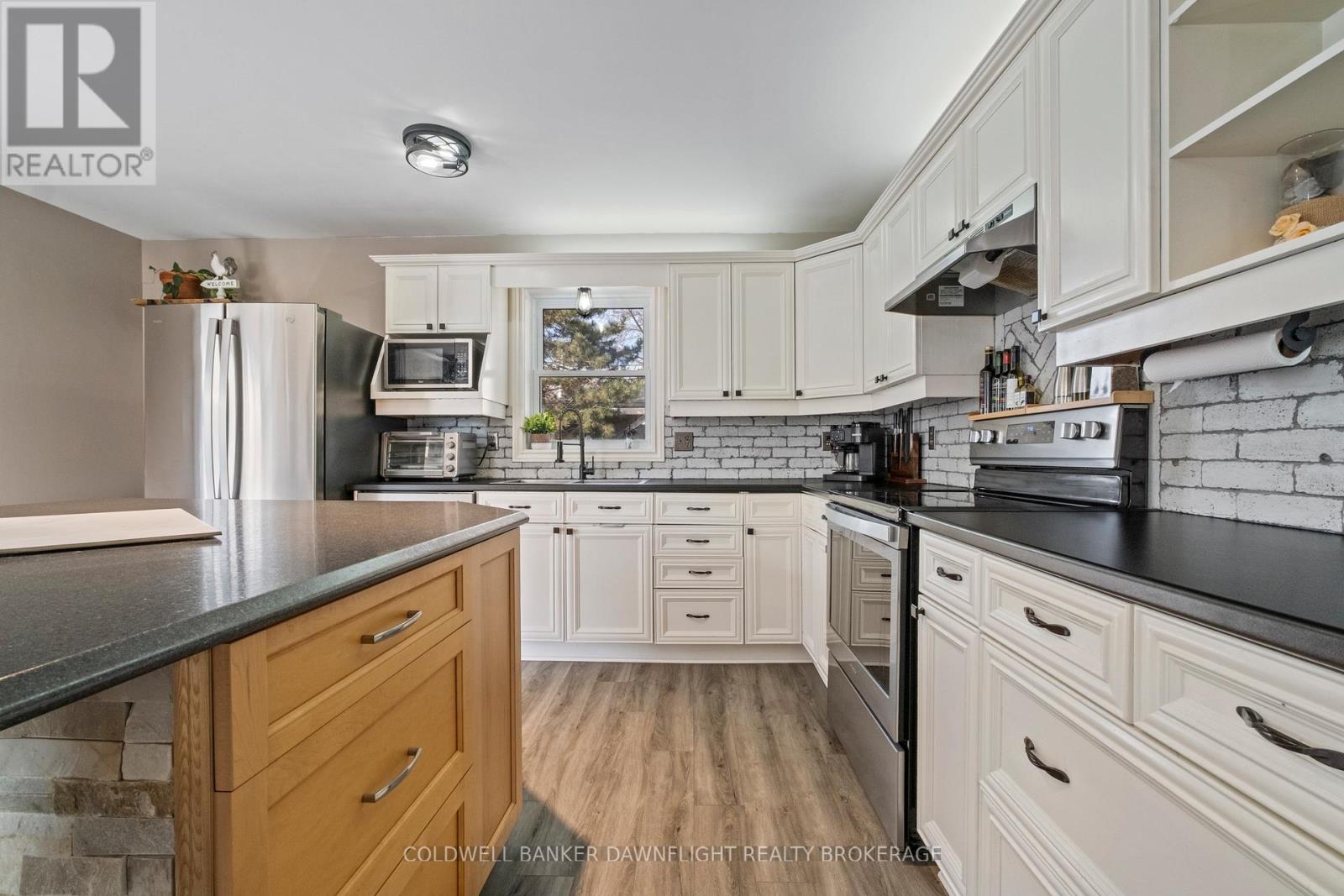 80 Nelson Street, Bluewater, Ontario  N0M 1X0 - Photo 12 - X12925762