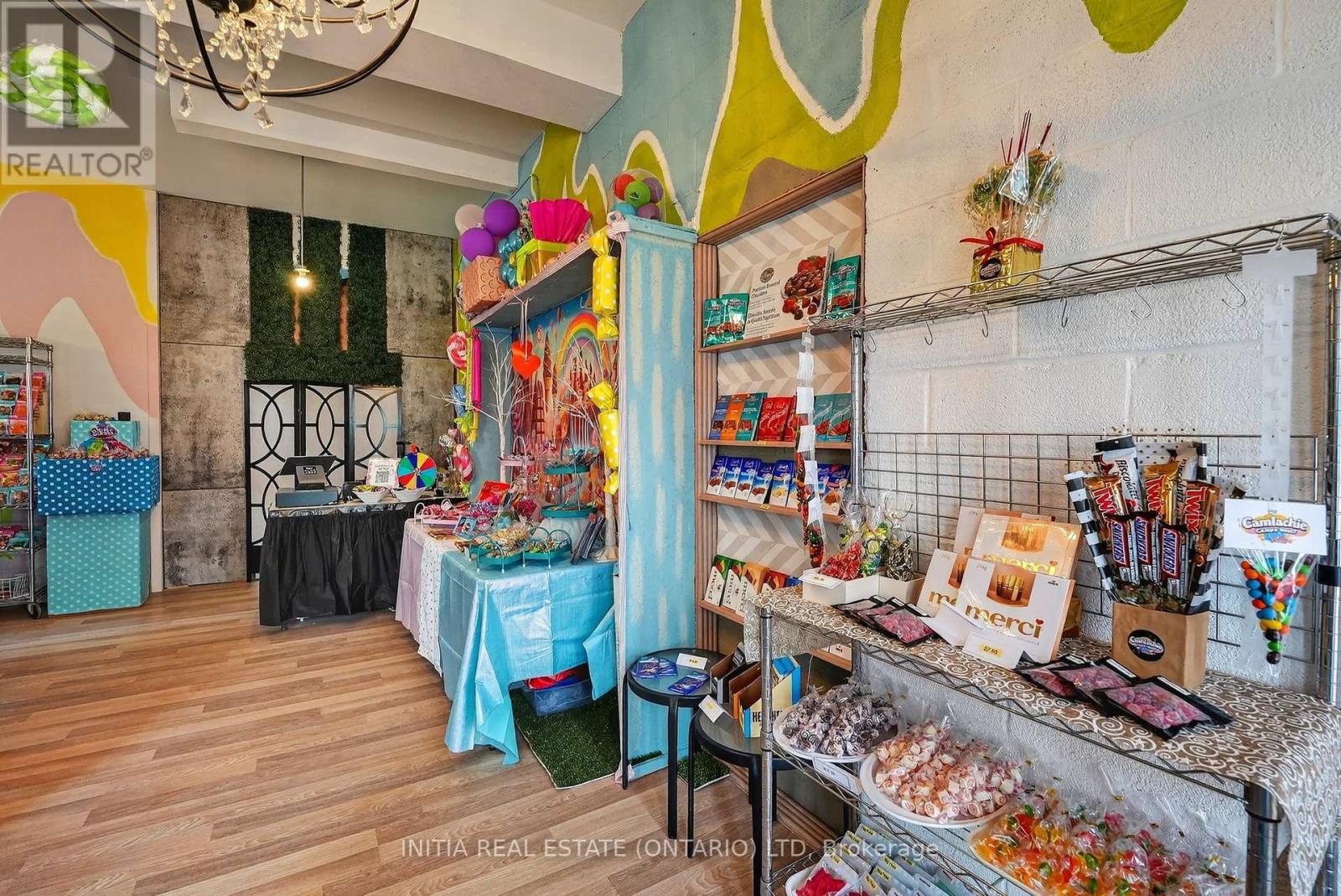 3911 Warehouse Street, Plympton-Wyoming, Ontario N0N 1E0 - Photo 28 - X12925802