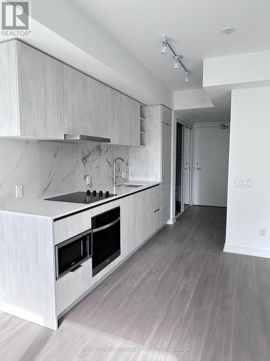 2301 - 8 Wellesley Street W, Toronto, Ontario  M4Y 0J5 - Photo 3 - C12925744