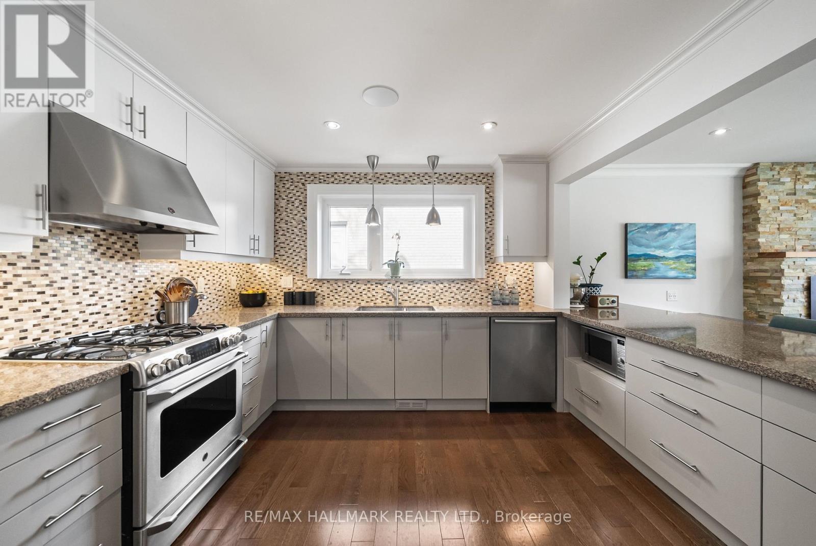 102 Banstock Drive, Toronto (Bayview Woods-Steeles), Ontario  M2K 2H6 - Photo 10 - C12925754