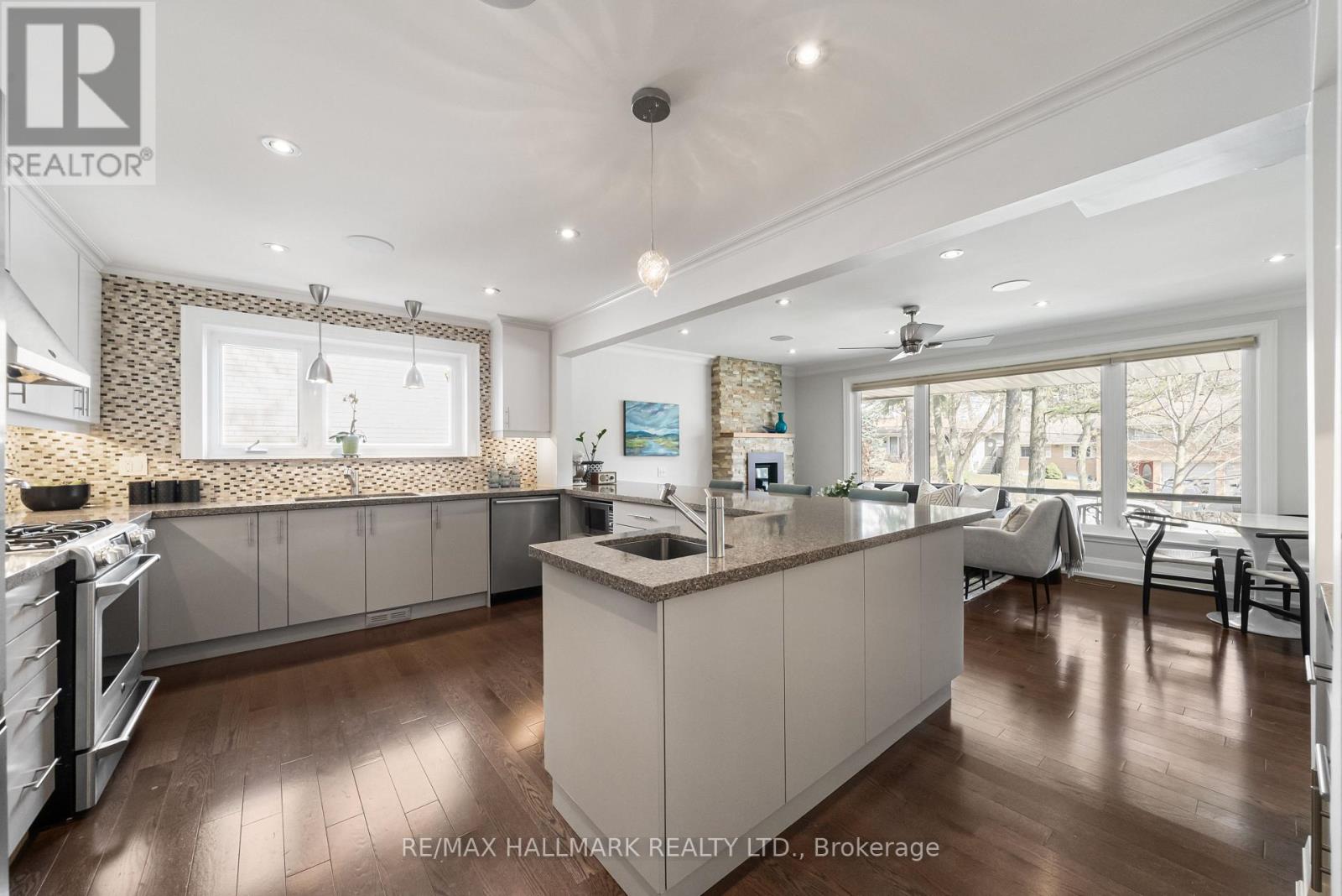 102 Banstock Drive, Toronto (Bayview Woods-Steeles), Ontario  M2K 2H6 - Photo 11 - C12925754