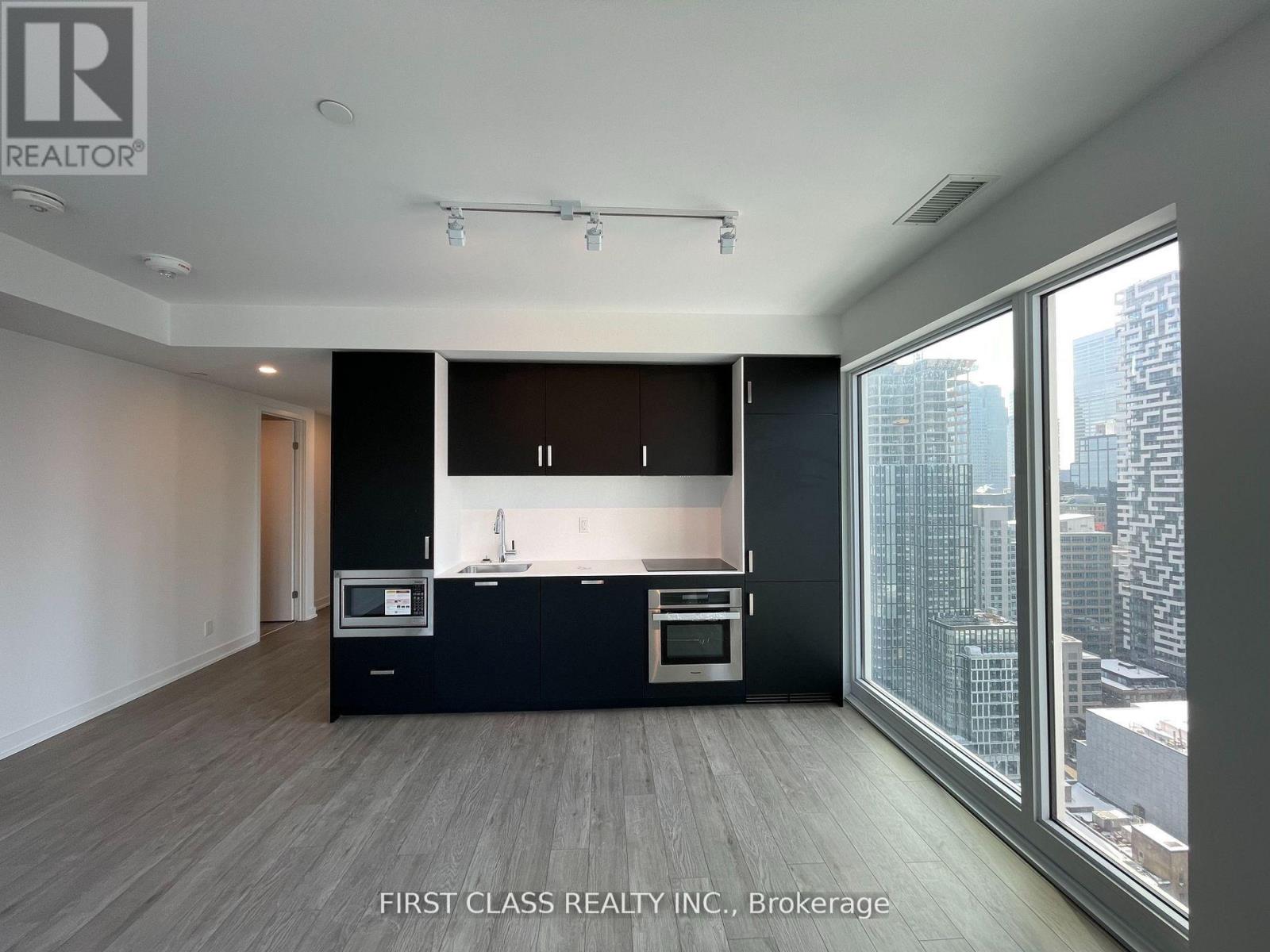 2911 - 88 Queen Street E, Toronto, Ontario  M5C 0B6 - Photo 4 - C12925778