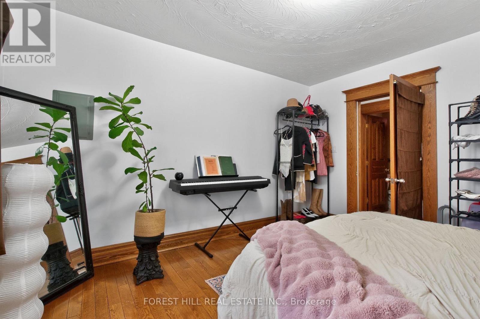 2nd Floor - 416 Palmerston Boulevard, Toronto (Palmerston-Little Italy), Ontario  M6G 2N8 - Photo 21 - C12925824