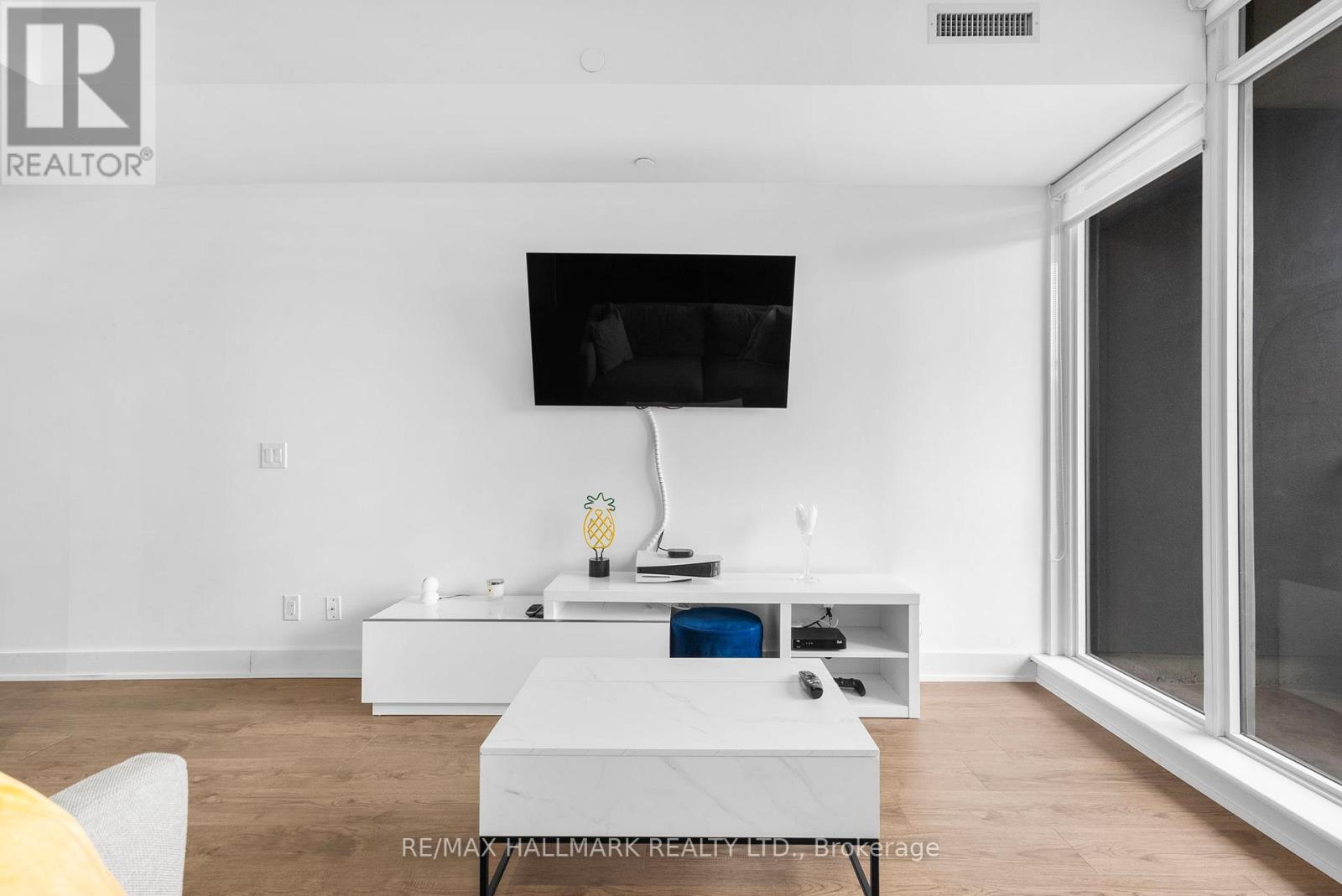 411 - 170 Chiltern Hill Road, Toronto, Ontario  M6C 0A9 - Photo 11 - C12925830