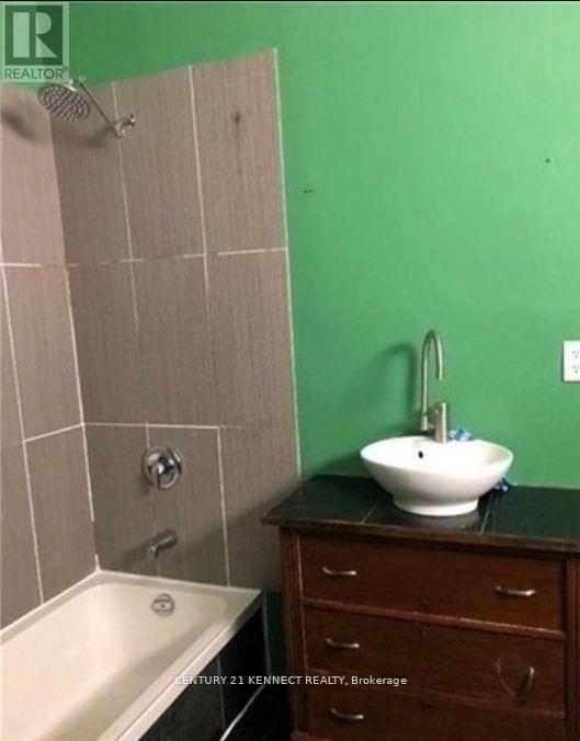 2nd Rear - 181 Augusta Avenue, Toronto, Ontario  M5T 2L4 - Photo 13 - C12925844