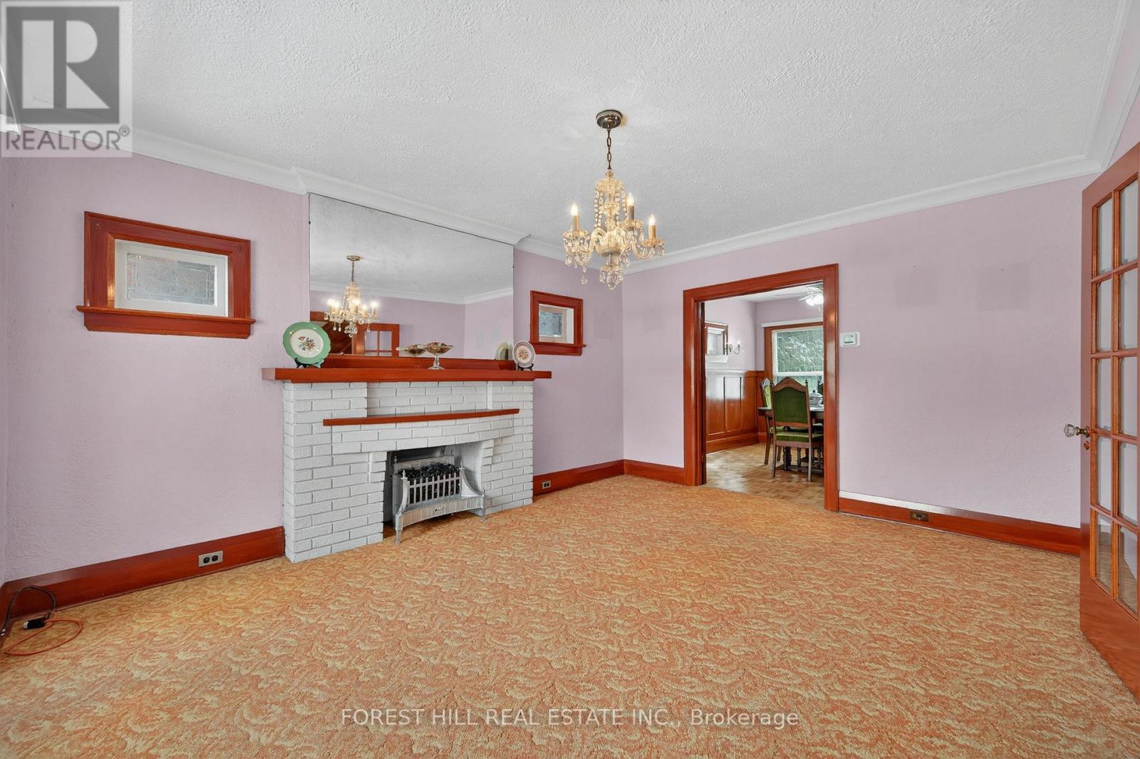 11 Heydon Park Road, Toronto, Ontario M6J 2C7 - Photo 5 - C12925850