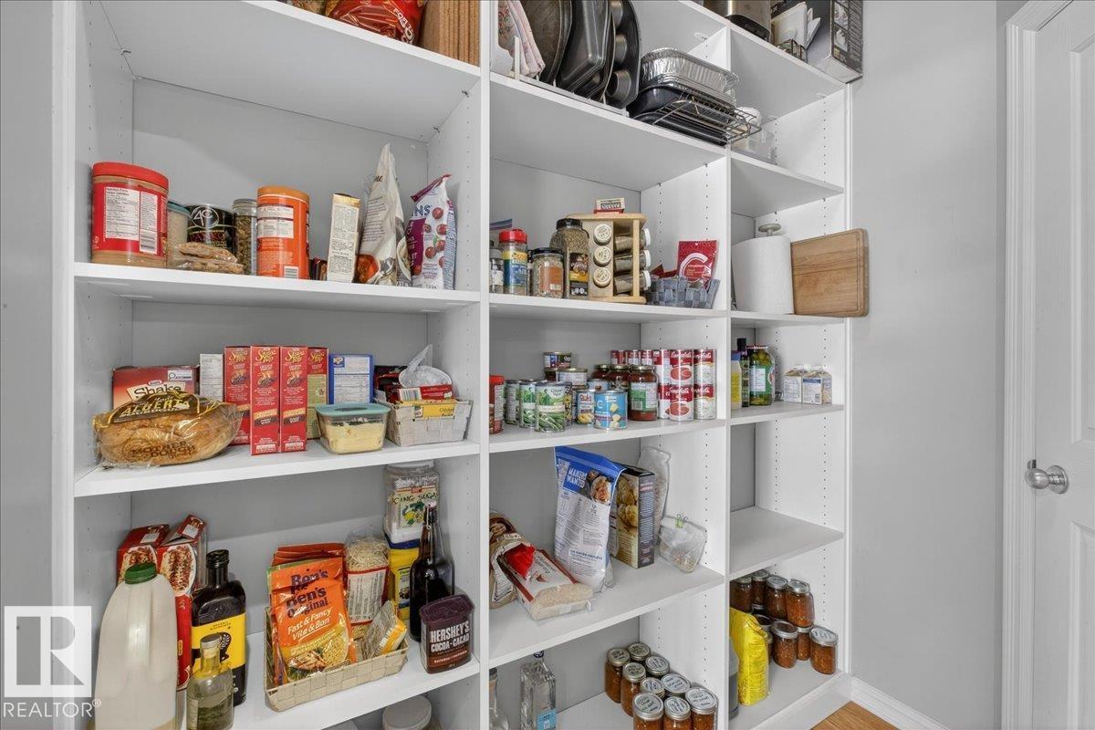 942 Chahley Cr Nw, Edmonton, Alberta  T6M 0E2 - Photo 11 - E4479237