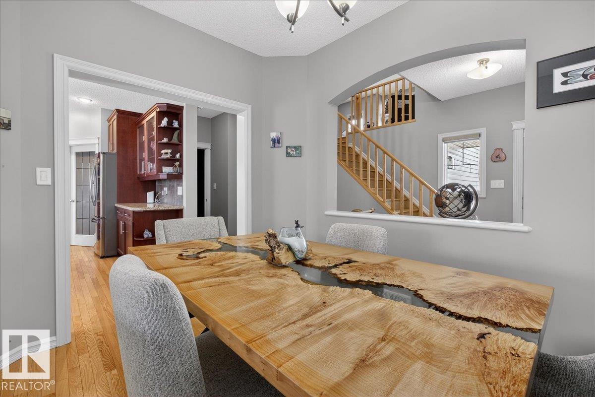 942 Chahley Cr Nw, Edmonton, Alberta  T6M 0E2 - Photo 16 - E4479237