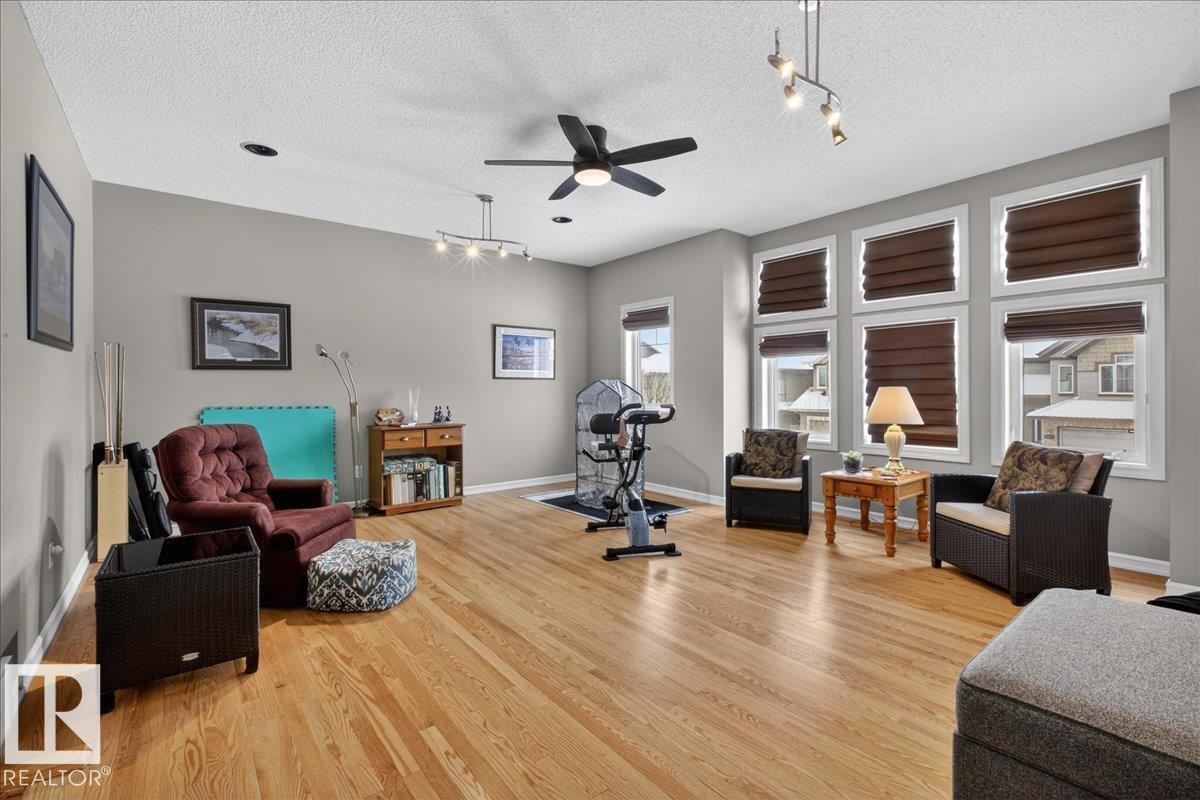 942 Chahley Cr Nw, Edmonton, Alberta  T6M 0E2 - Photo 19 - E4479237