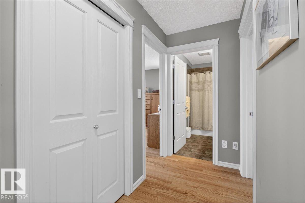 942 Chahley Cr Nw, Edmonton, Alberta  T6M 0E2 - Photo 23 - E4479237