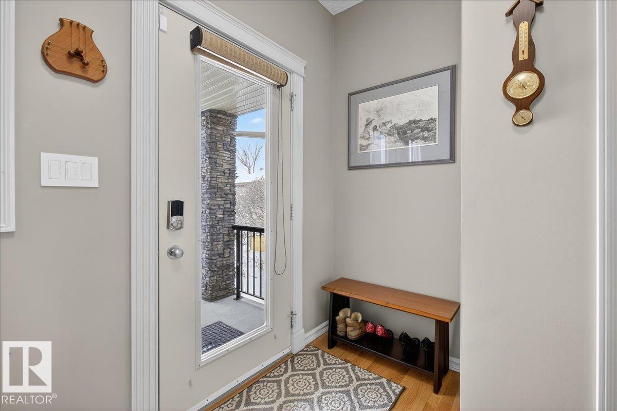 942 Chahley Cr Nw, Edmonton, Alberta  T6M 0E2 - Photo 3 - E4479237