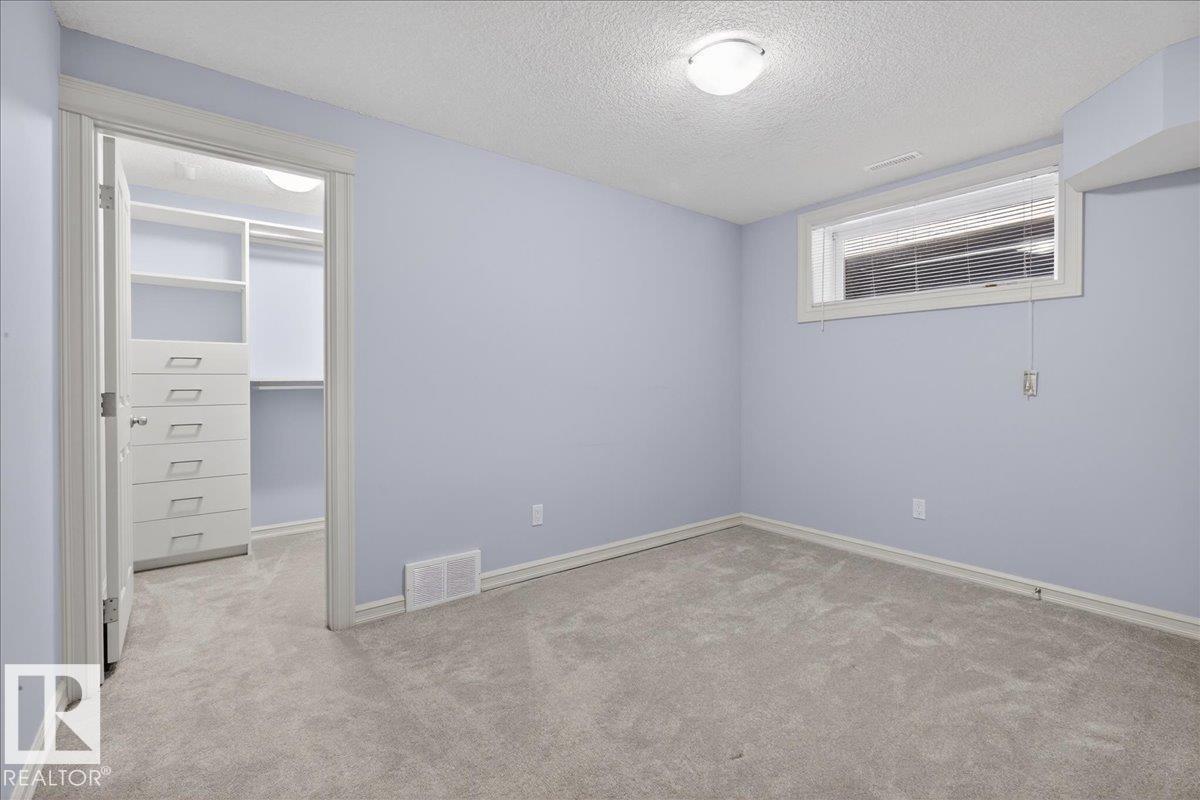 942 Chahley Cr Nw, Edmonton, Alberta  T6M 0E2 - Photo 40 - E4479237