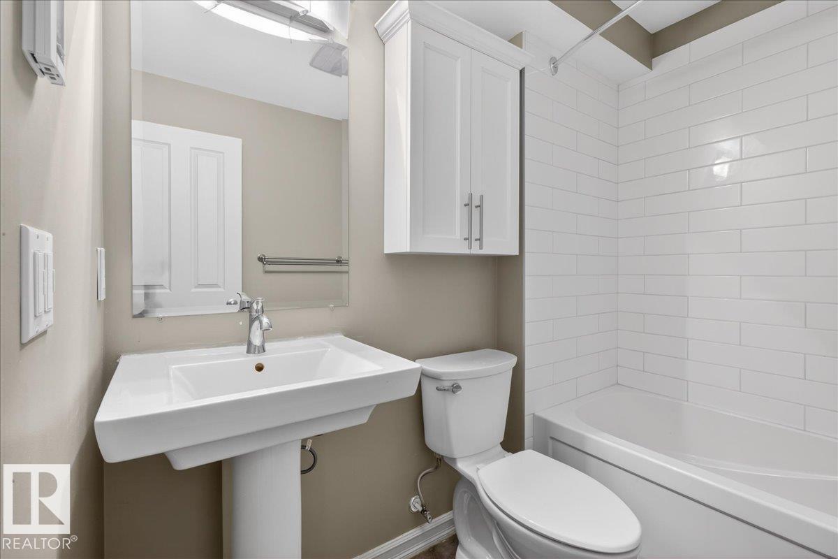 942 Chahley Cr Nw, Edmonton, Alberta  T6M 0E2 - Photo 43 - E4479237