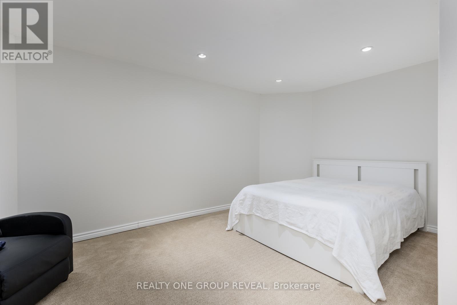 28 Robert Attersley Drive W, Whitby, Ontario  L1R 3B2 - Photo 32 - E12925750