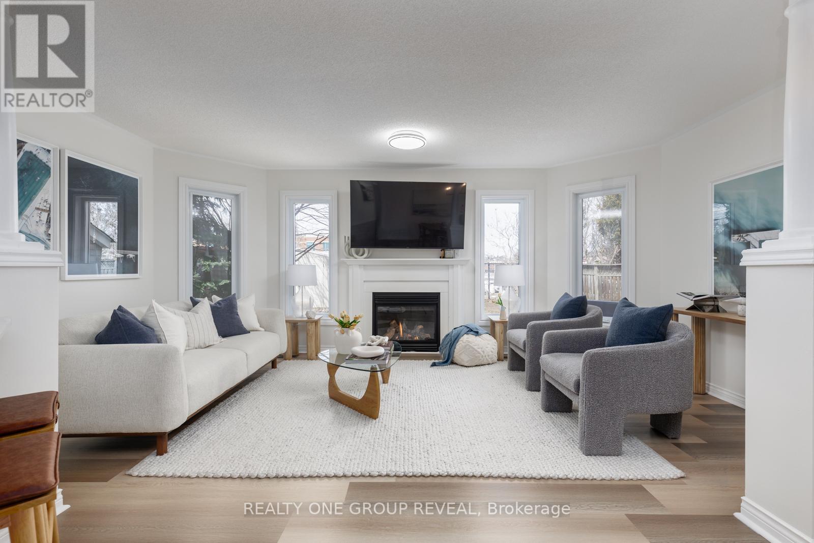 28 Robert Attersley Drive W, Whitby, Ontario  L1R 3B2 - Photo 6 - E12925750