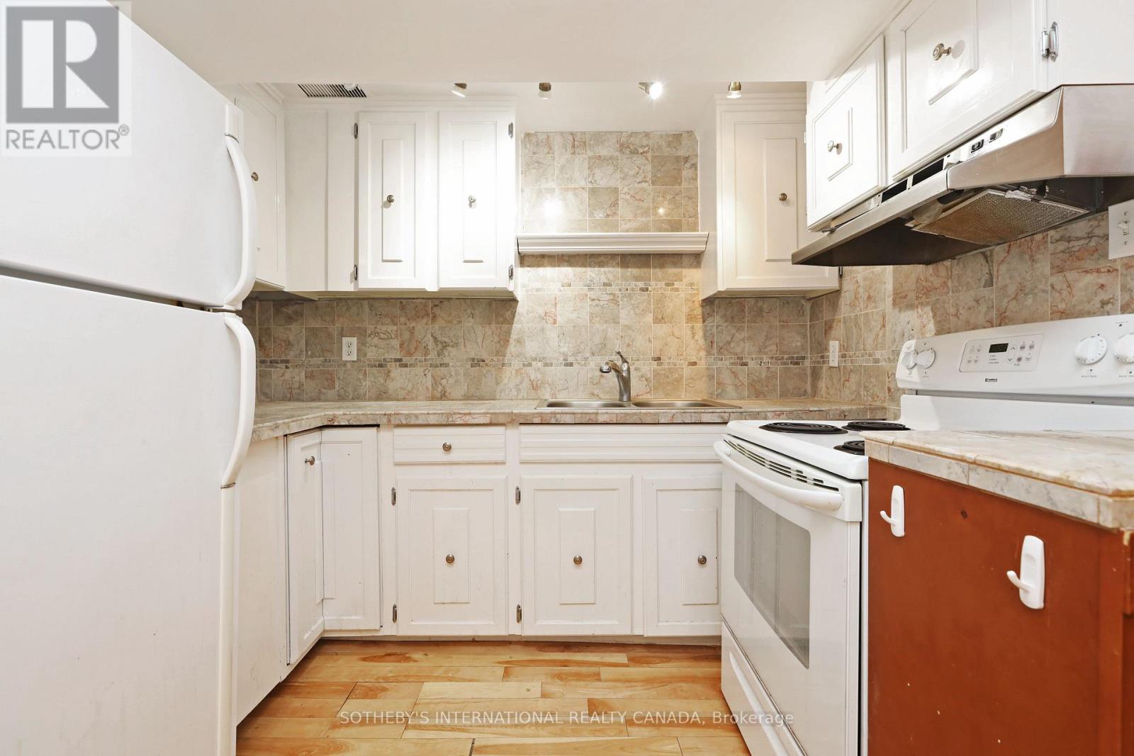 Lower - 212 Glebemount Avenue, Toronto, Ontario  M4C 3T1 - Photo 11 - E12925800