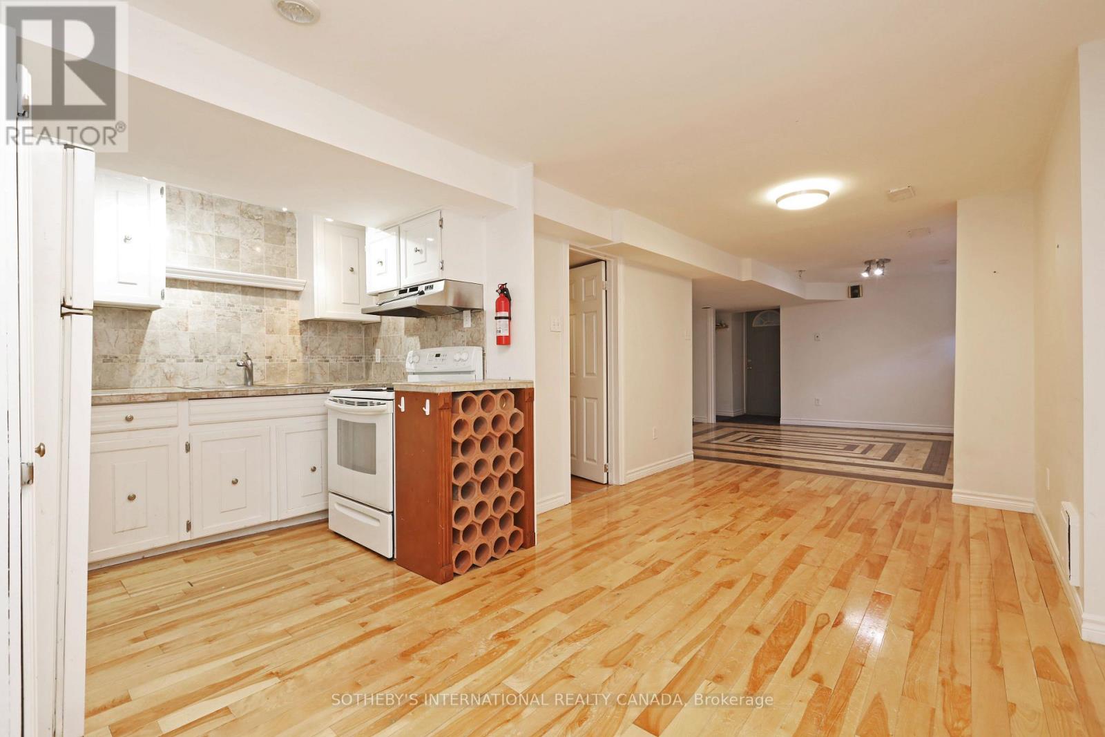 Lower - 212 Glebemount Avenue, Toronto, Ontario  M4C 3T1 - Photo 13 - E12925800