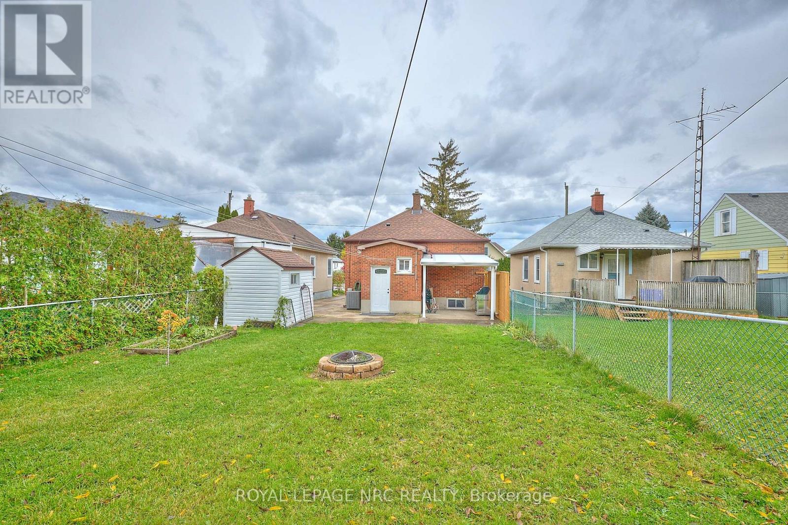 10 Fairburn Avenue, St. Catharines, Ontario  L2T 1B2 - Photo 23 - X12925820