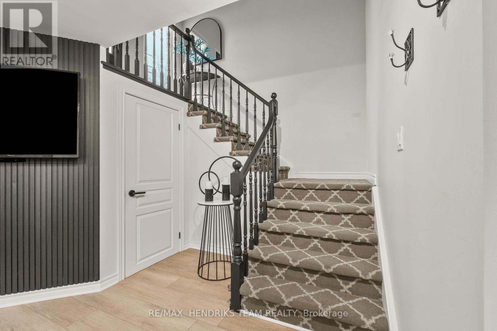 8152 Westminster Drive, Niagara Falls, Ontario  L2H 2Y8 - Photo 31 - X12925854