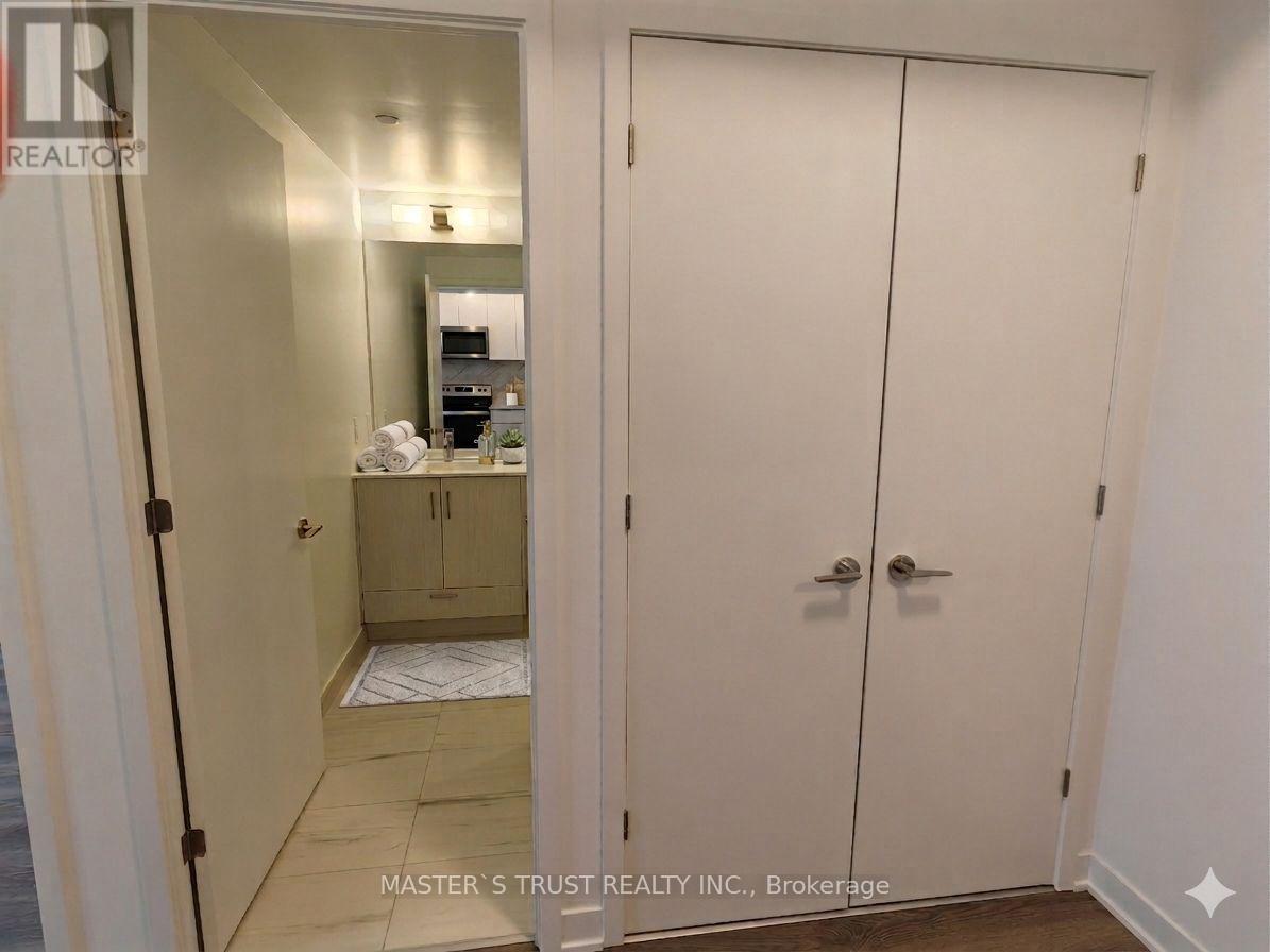 3316 - 180 Front Street E, Toronto, Ontario  M5A 0K9 - Photo 9 - C12899206