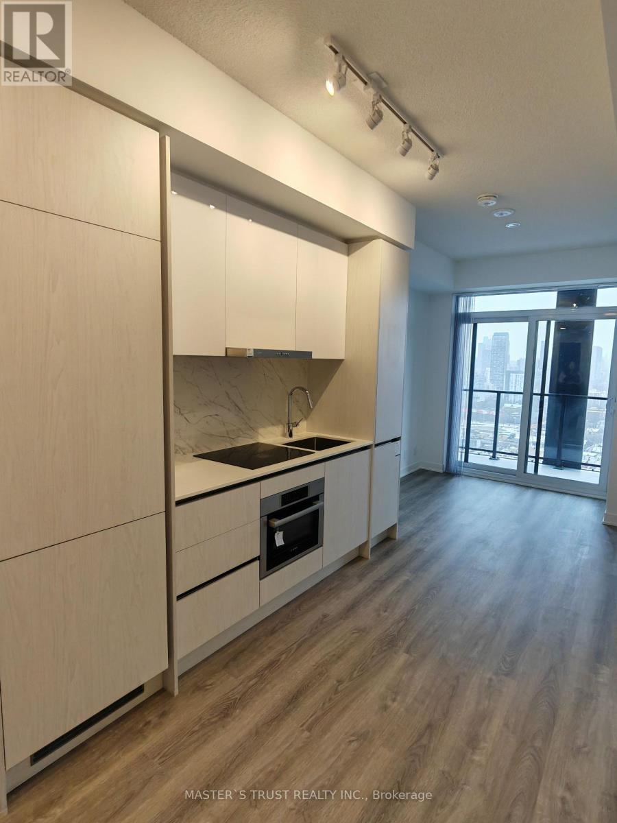 3316 - 180 Front Street E, Toronto, Ontario  M5A 0K9 - Photo 4 - C12899206