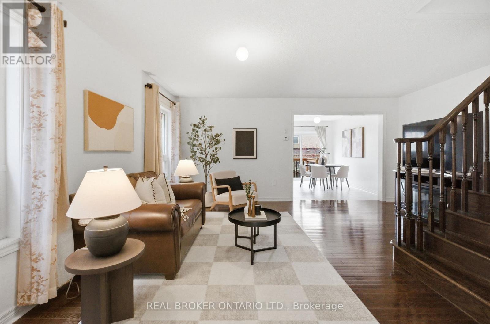 35 HARVEST HILLS BOULEVARD, East Gwillimbury, Ontario