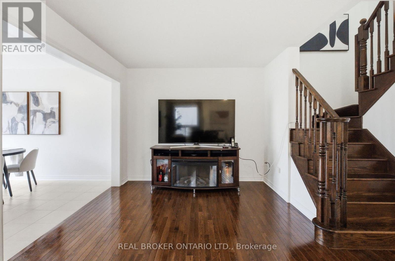 35 Harvest Hills Boulevard, East Gwillimbury, Ontario  L9N 0A6 - Photo 10 - N12925770