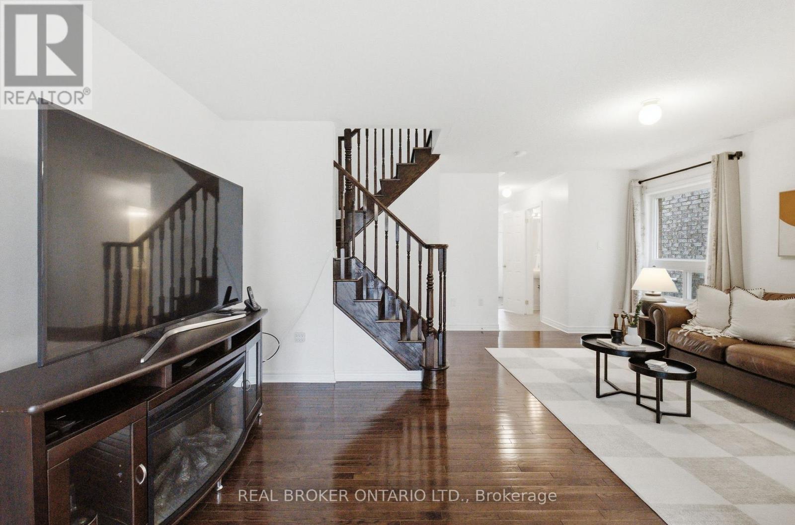 35 Harvest Hills Boulevard, East Gwillimbury, Ontario  L9N 0A6 - Photo 11 - N12925770