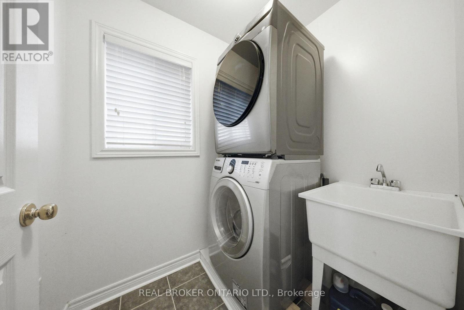 35 Harvest Hills Boulevard, East Gwillimbury, Ontario  L9N 0A6 - Photo 31 - N12925770