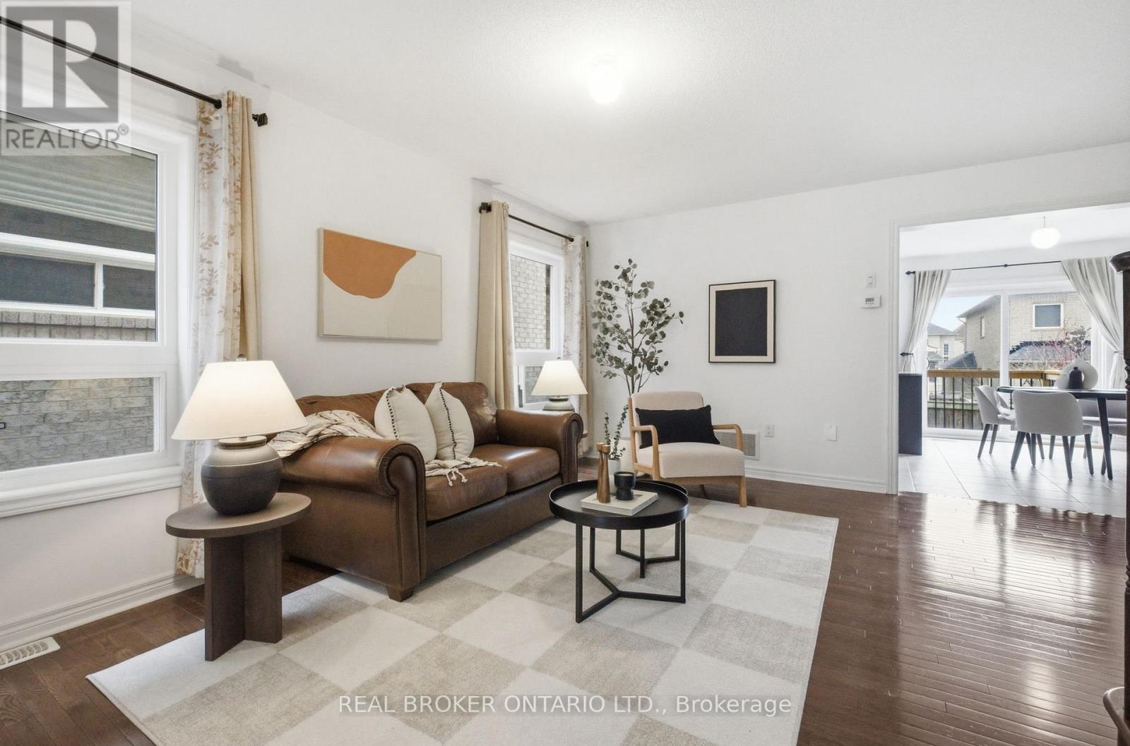 35 Harvest Hills Boulevard, East Gwillimbury, Ontario  L9N 0A6 - Photo 7 - N12925770