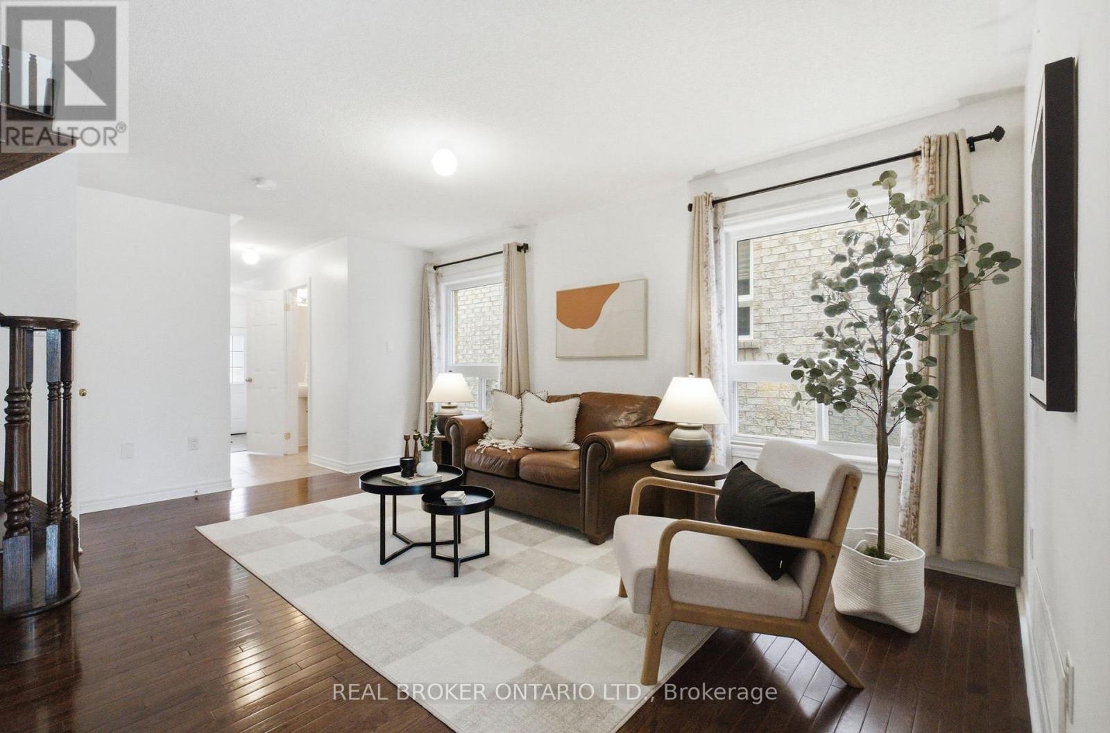 35 Harvest Hills Boulevard, East Gwillimbury, Ontario  L9N 0A6 - Photo 8 - N12925770