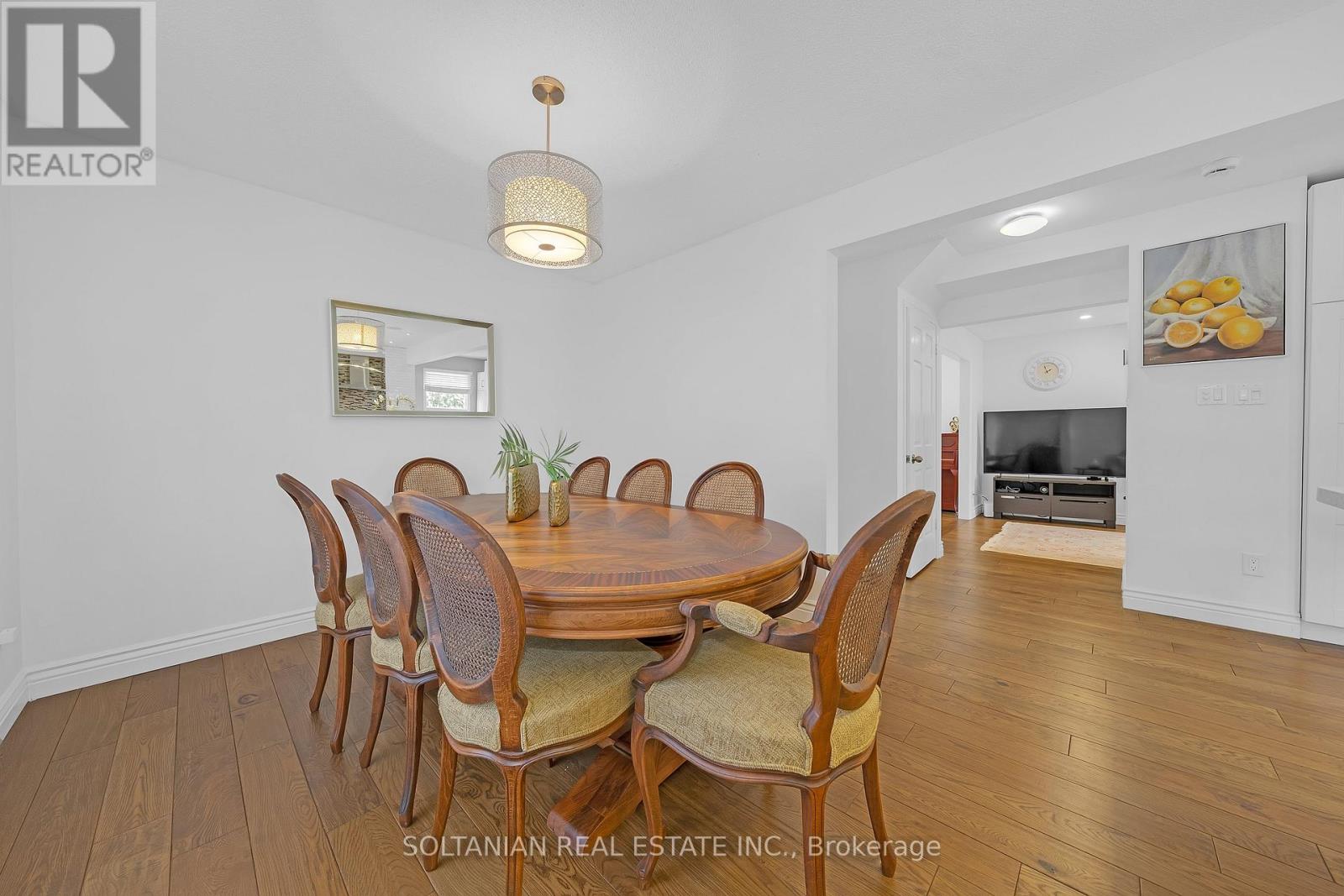 54 Braeburn Drive, Markham (Aileen-Willowbrook), Ontario  L3T 4W8 - Photo 17 - N12925776