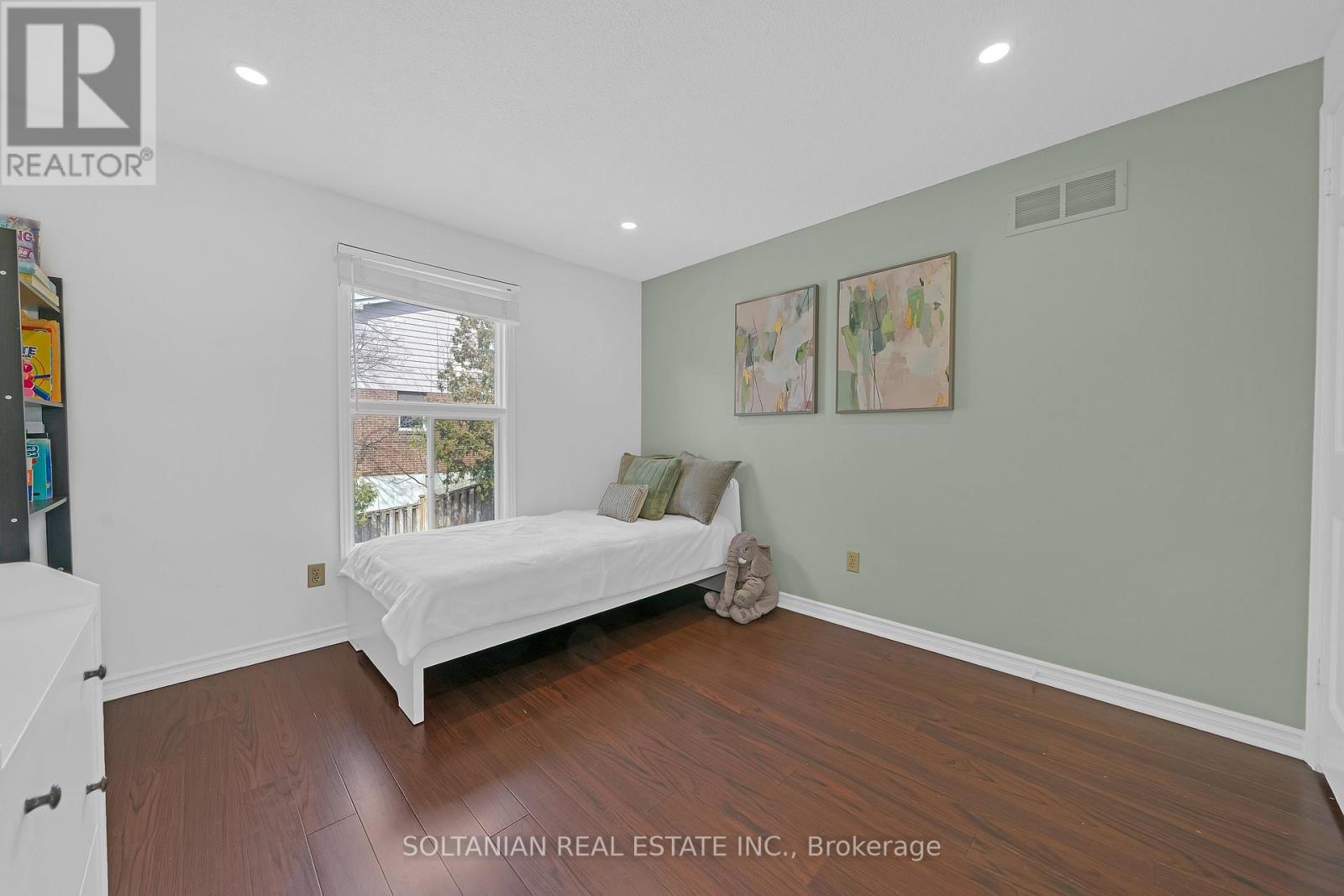 54 Braeburn Drive, Markham (Aileen-Willowbrook), Ontario  L3T 4W8 - Photo 25 - N12925776