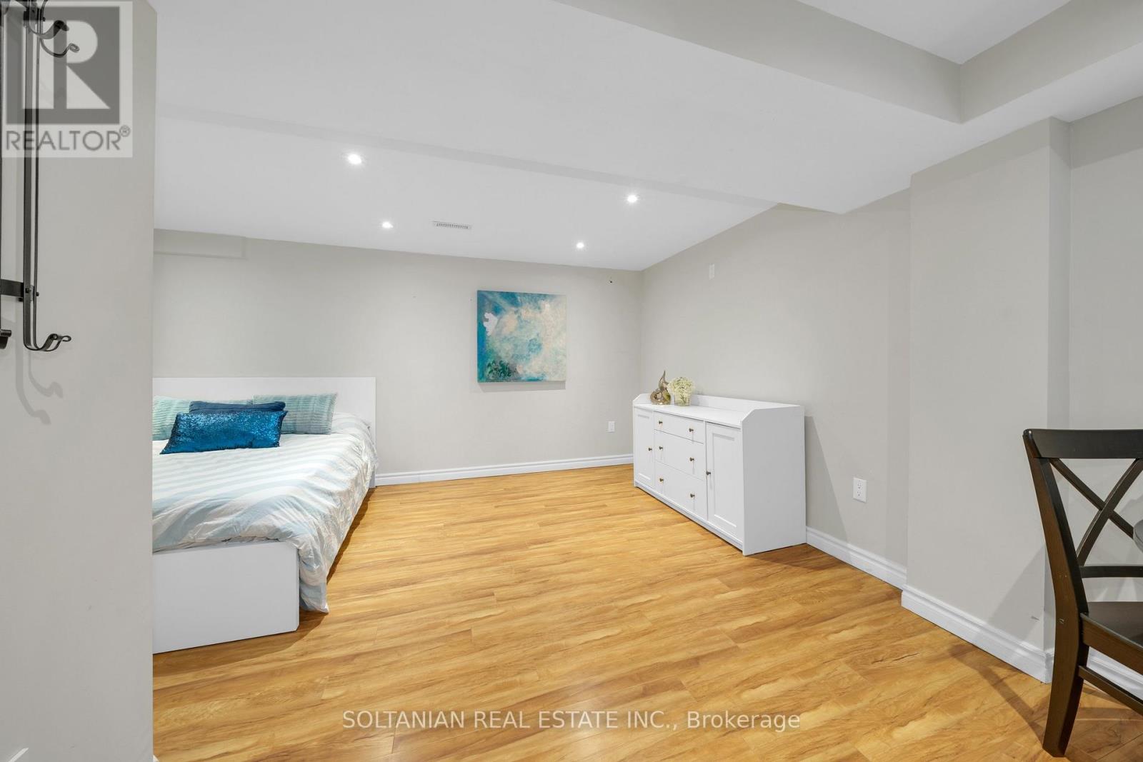 54 Braeburn Drive, Markham (Aileen-Willowbrook), Ontario  L3T 4W8 - Photo 35 - N12925776