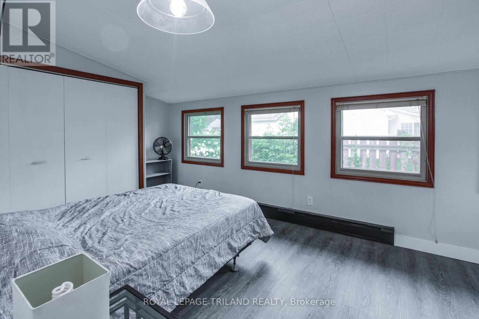 7575 Biddulph Street, Lambton Shores, Ontario  N0M 2L0 - Photo 13 - X12925464