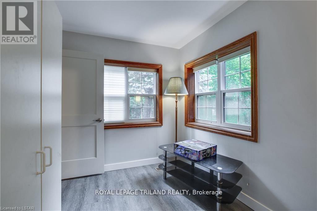 7575 Biddulph Street, Lambton Shores, Ontario  N0M 2L0 - Photo 16 - X12925464