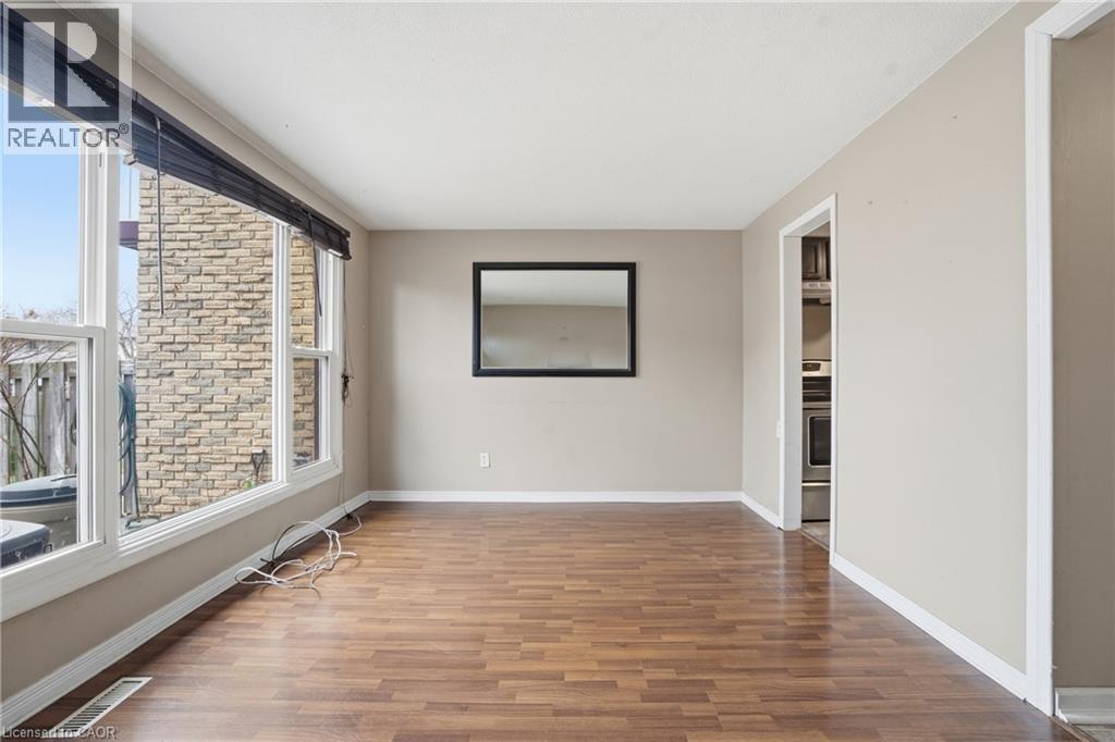 210 Glamis Road Unit# 33, Cambridge, Ontario  N1R 6L3 - Photo 6 - 40811788