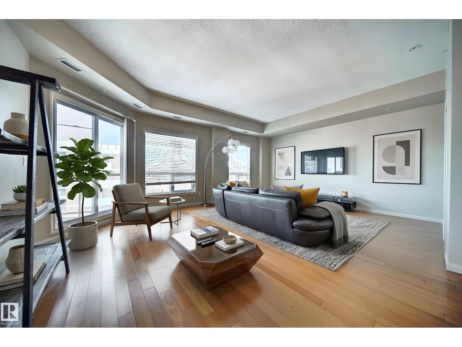 #1206 9819 104 St Nw, Edmonton, Alberta  T5K 0Y8 - Photo 2 - E4479131