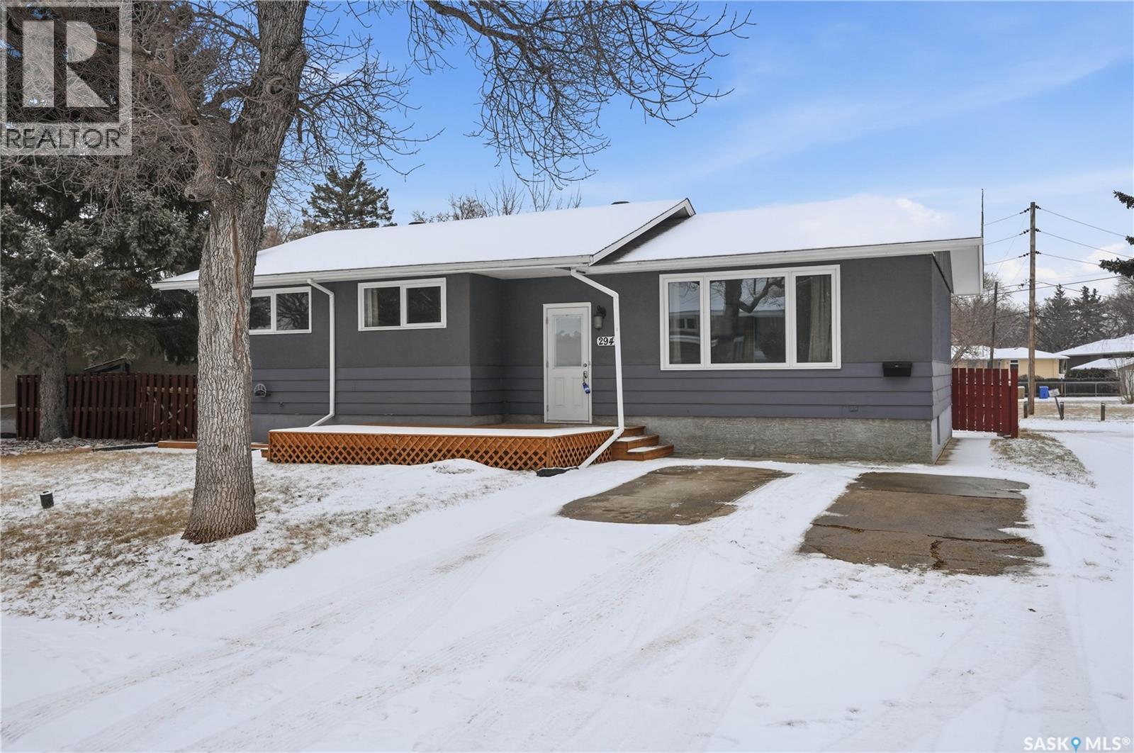 2941 Wascana STREET, Regina, Saskatchewan
