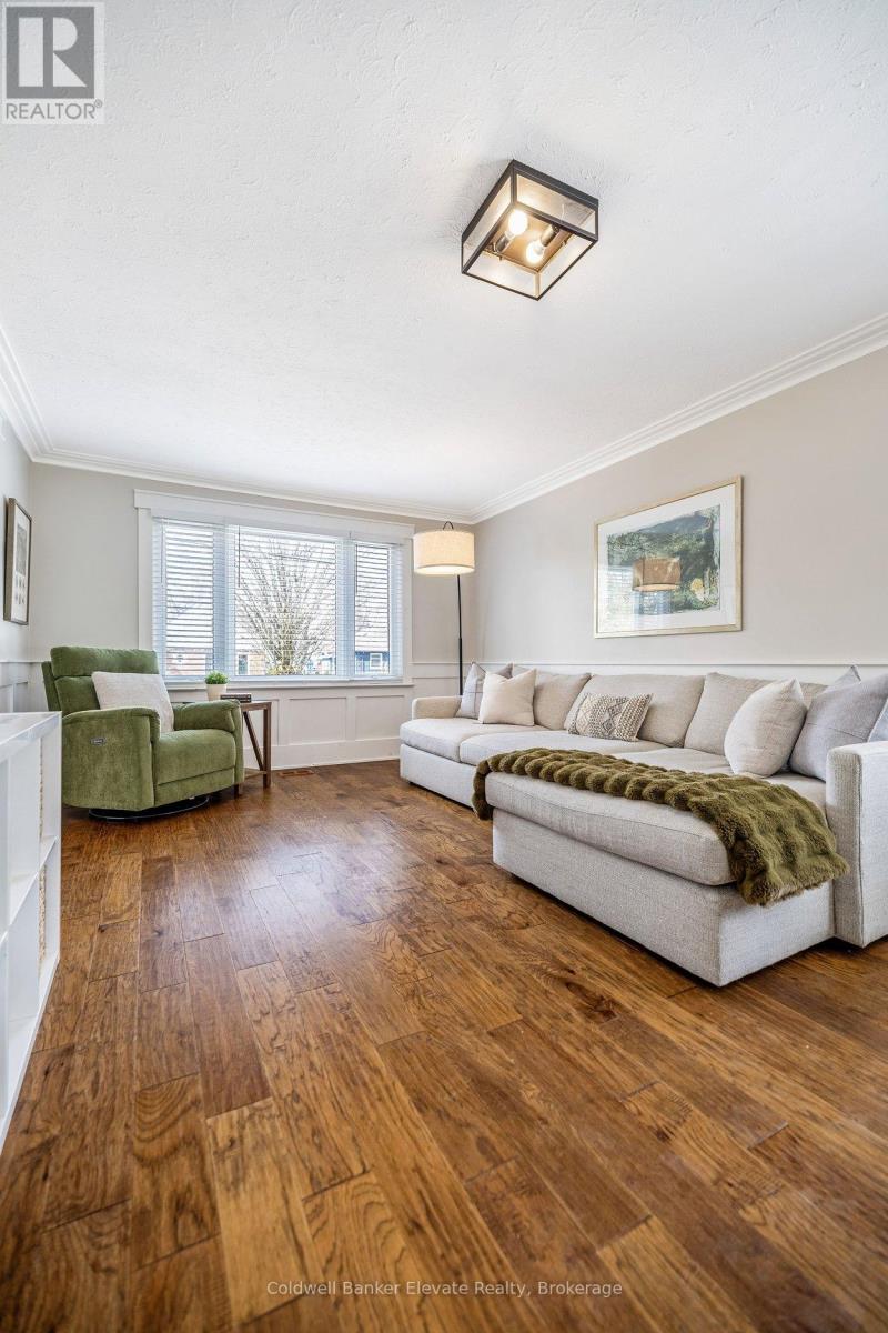 268 Peel Street, Halton Hills, Ontario  L7J 1M8 - Photo 12 - W12925766