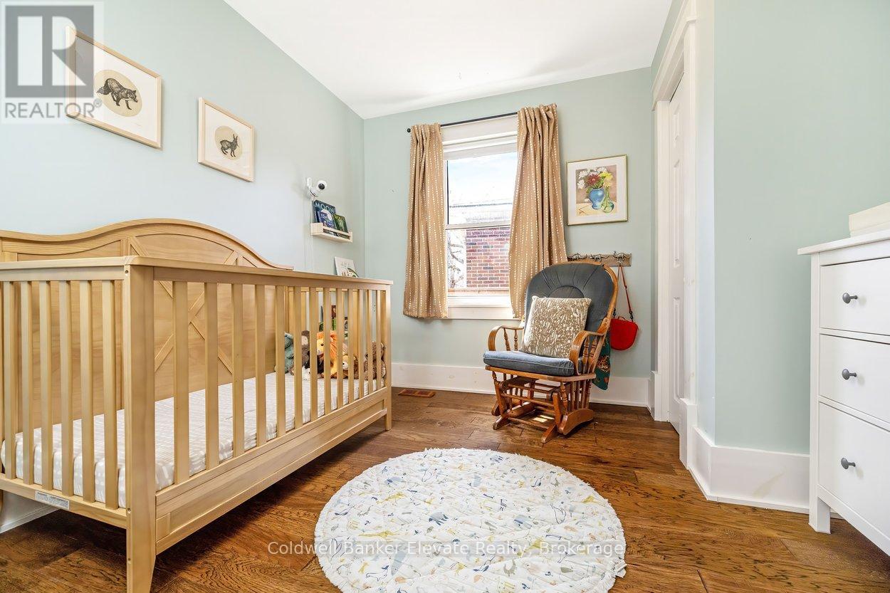 268 Peel Street, Halton Hills, Ontario  L7J 1M8 - Photo 26 - W12925766