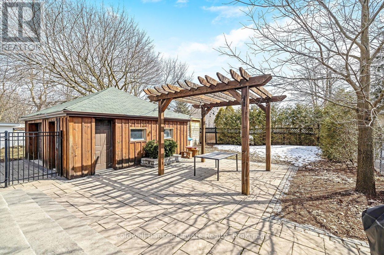 268 Peel Street, Halton Hills, Ontario  L7J 1M8 - Photo 42 - W12925766