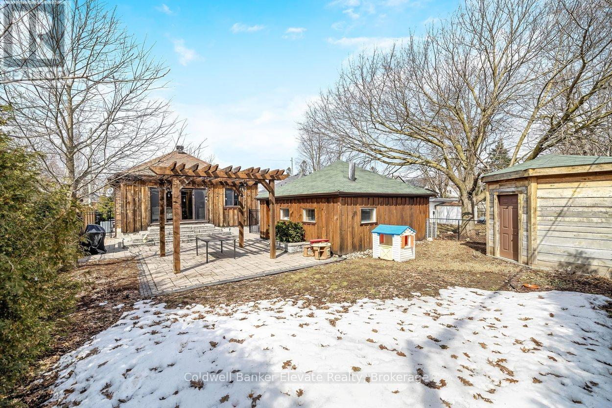 268 Peel Street, Halton Hills, Ontario  L7J 1M8 - Photo 44 - W12925766